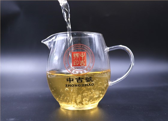 中吉號(hào)茶堂：普洱熟茶和紅茶，哪個(gè)更養(yǎng)胃？